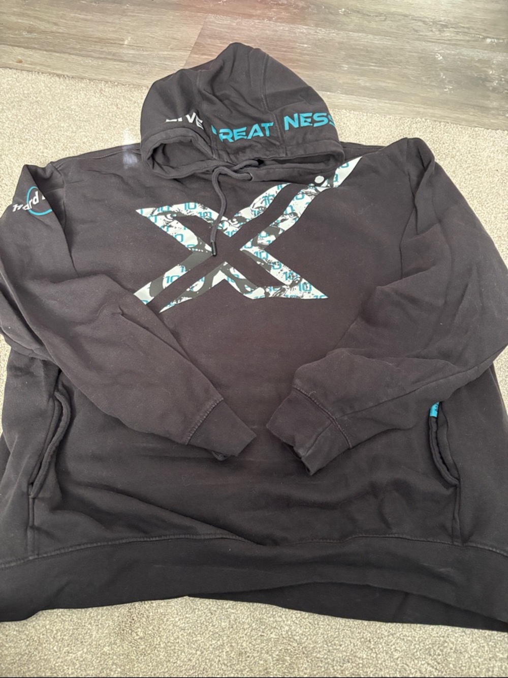 Hard Rock Cafe Black Pullover Hoodie with Teal Graphic